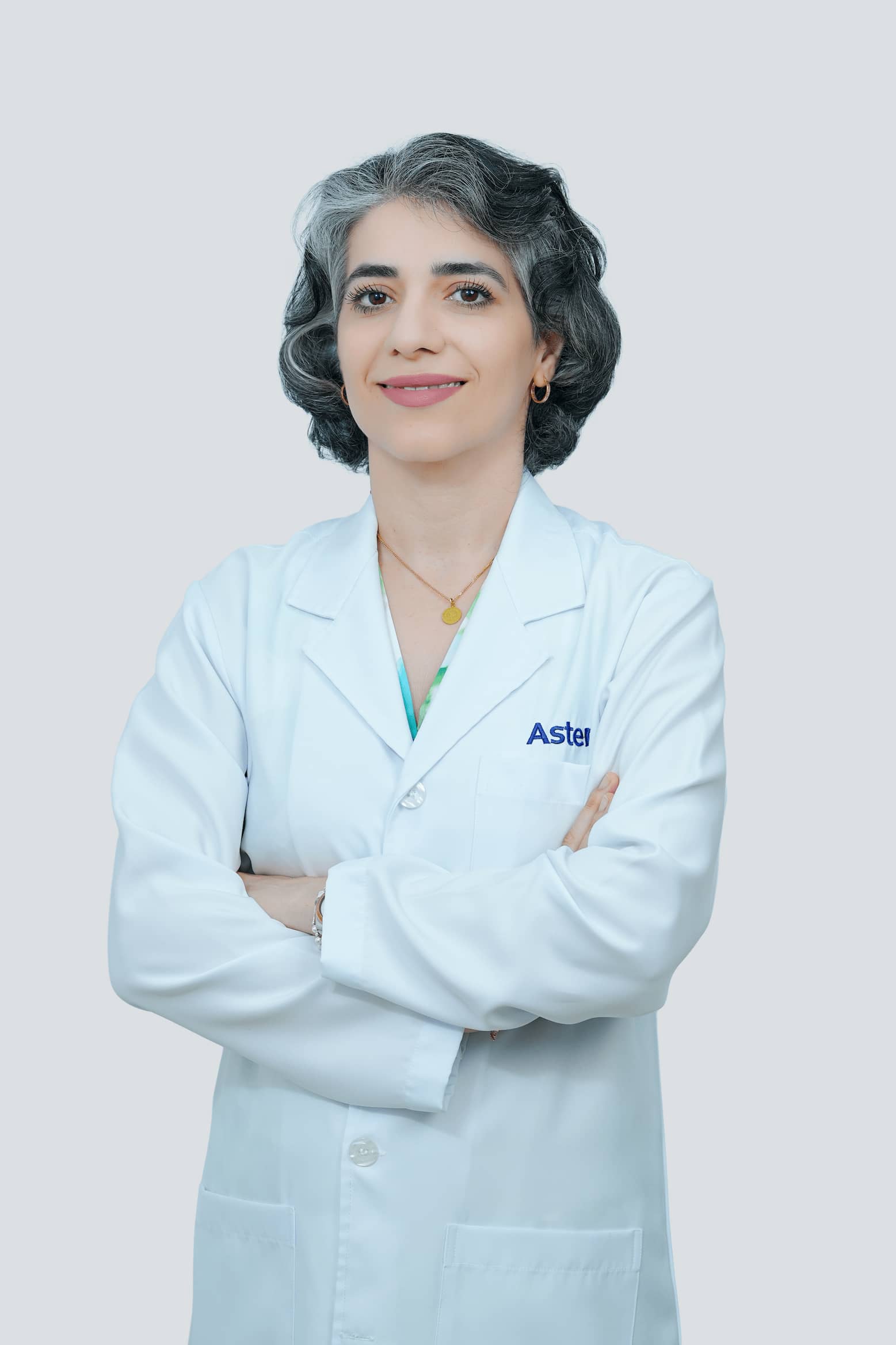 سمية شمسائي